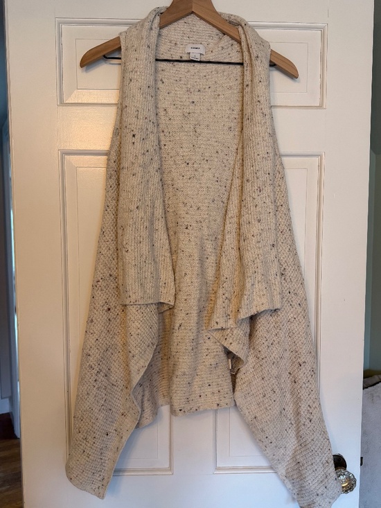 Old Navy Sweaters - Old Navy Sweater Vest